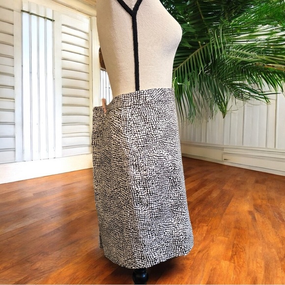 NWT Banana Republic Petite Pencil Skirt – Size 10P - Corpcore / Office Siren - Picture 4 of 14